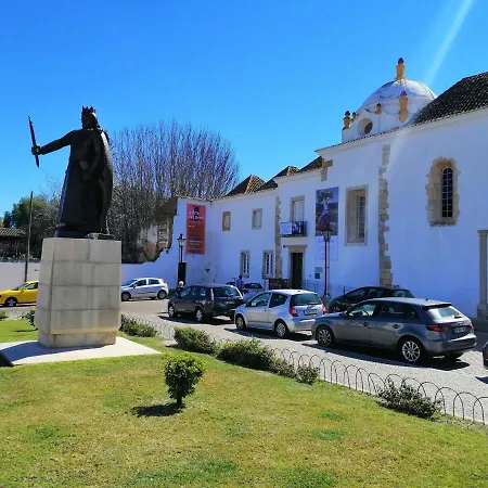 The Portuguese Element-3